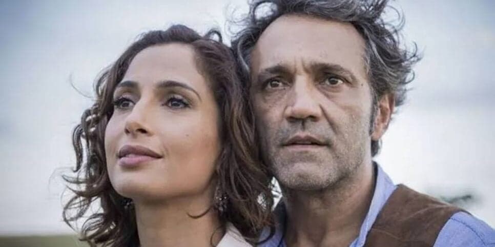 Psicografia expõe amizade com a colega de trabalho e causa da morte (Foto: Reprodução/ Globo) Psicografia expõe amizade com a colega de trabalho e causa da morte (Foto: Reprodução/ Globo)
