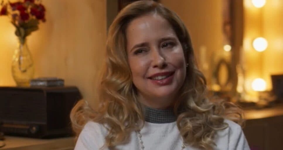 Lígia detalha separação de Raimundo à Celeste (Foto: Reprodução/ TV Globo) Lígia detalha separação de Raimundo à Celeste (Foto: Reprodução/ TV Globo)