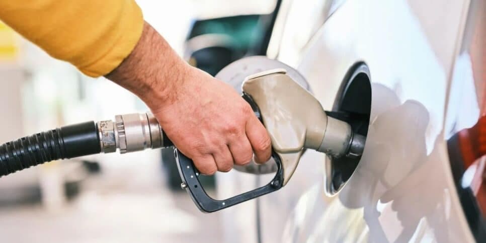 A gasolina está cada vez mais cara (Reprodução: Internet) A gasolina está cada vez mais cara (Reprodução: Internet)