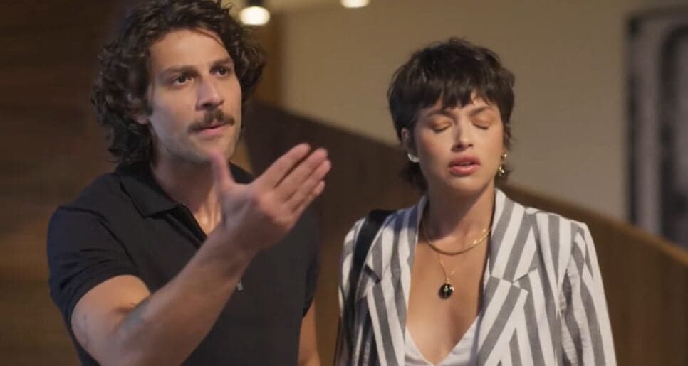 Mania de Você: Mavi e Luma caem em armadilha de Viola (Foto: Reprodução/ TV Globo) Mania de Você: Mavi e Luma caem em armadilha de Viola (Foto: Reprodução/ TV Globo)