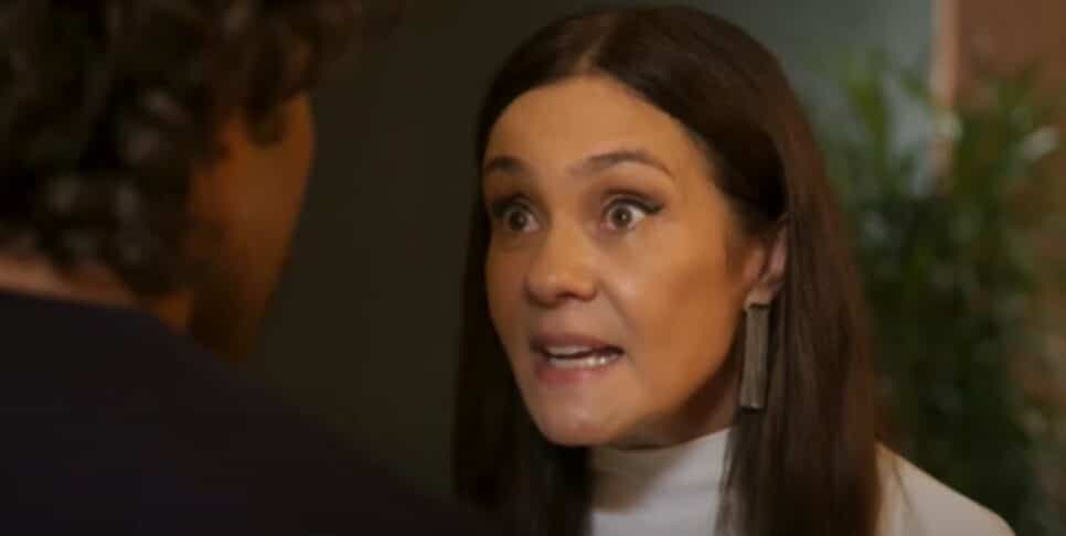 Mércia abre os olhos do filho sobre sua 'amada' (Foto: Reprodução/ TV Globo) Mércia abre os olhos do filho sobre sua 'amada' (Foto: Reprodução/ TV Globo)