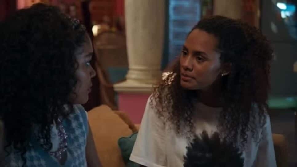 Volta Por Cima: Tati e Madalena discutem (Foto: Reprodução/ TV Globo) Volta Por Cima: Tati e Madalena discutem (Foto: Reprodução/ TV Globo)