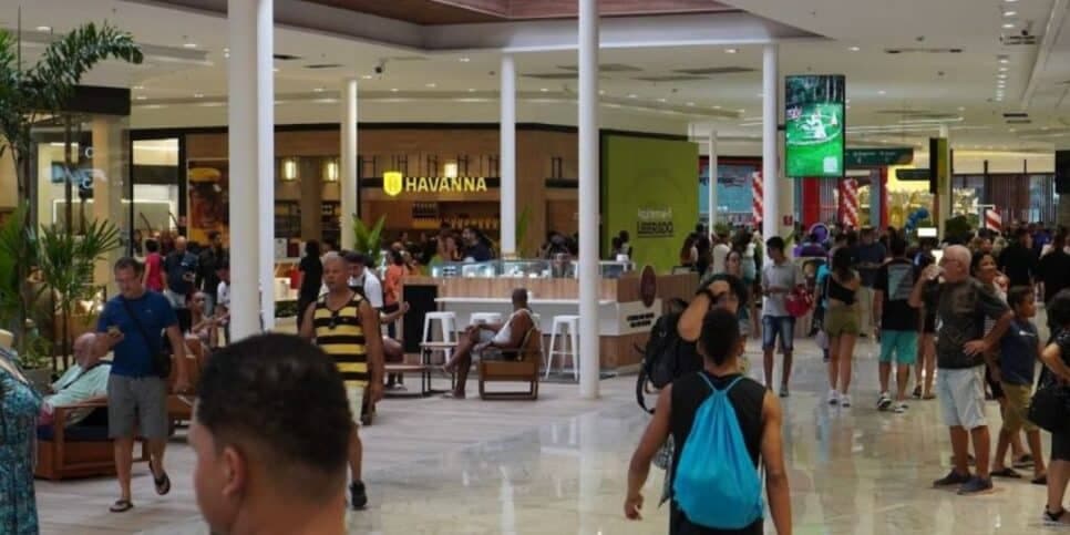 Shopping Plaza Rio das Ostras (Foto: Reprodução / Prefeitura) Shopping Plaza Rio das Ostras (Foto: Reprodução / Prefeitura)