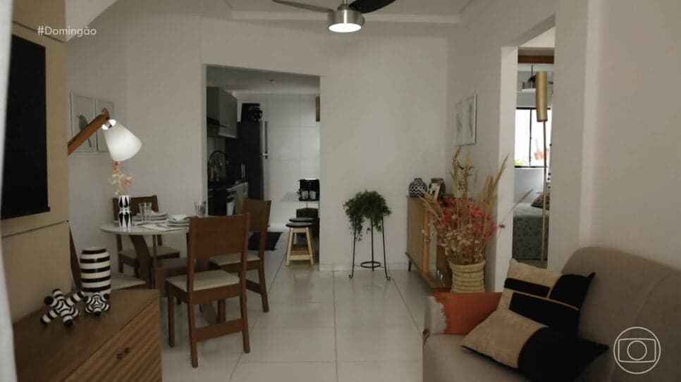 O apartamento mobiliado de Nalvinha da Ilha cedido pelo comunicador em gesto nobre (Foto: Reprodução/ Globoplay) O apartamento mobiliado de Nalvinha da Ilha cedido pelo comunicador em gesto nobre (Foto: Reprodução/ Globoplay)