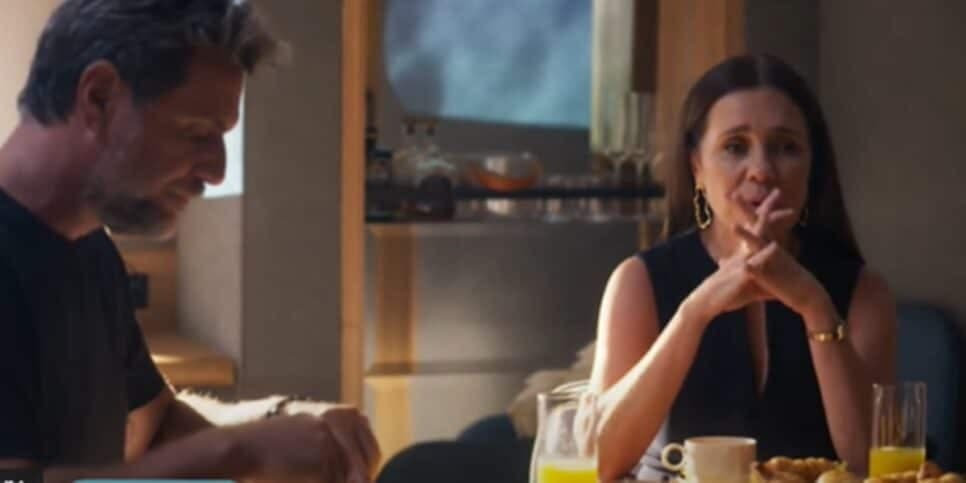 Molina e Mércia prestes a caírem como vilões da trama (Foto: Reprodução/ TV Globo) Molina e Mércia prestes a caírem como vilões da trama (Foto: Reprodução/ TV Globo)