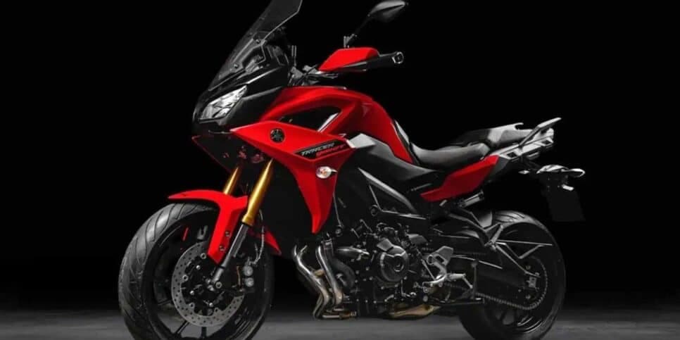 Para dar espaço às novidades, a Yamaha vai parar de produzir a Tracer 900 GT no Brasil, segundo site (Foto: Divulgação) Para dar espaço às novidades, a Yamaha vai parar de produzir a Tracer 900 GT no Brasil, segundo site (Foto: Divulgação)