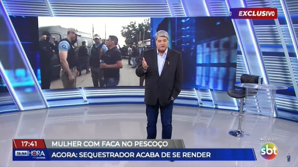Final feliz e justificativa do apresentador ao telespectador (Foto: Reprodução/ YouTube) Final feliz e justificativa do apresentador ao telespectador (Foto: Reprodução/ YouTube)