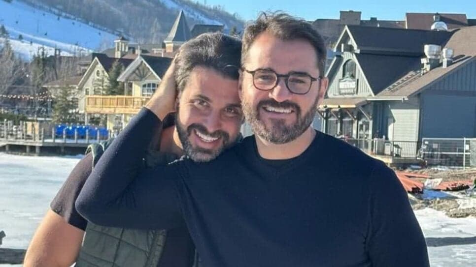 O âncora da Globo com o marido (Foto: Reprodução/ Instagram) O âncora da Globo com o marido (Foto: Reprodução/ Instagram)