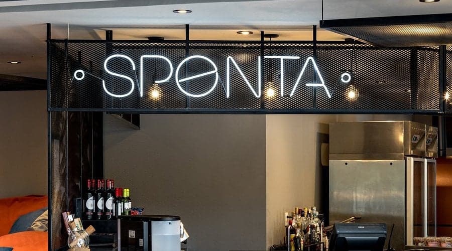 Pizzaria da rede Sponta (Foto Reprodução/TripAdvisor) Pizzaria da rede Sponta (Foto Reprodução/TripAdvisor)
