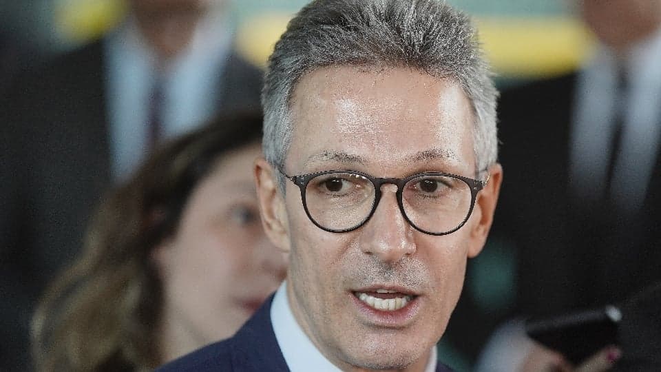 Falência de empresa caiu como uma bomba e prejudicou Romeu Zema (Foto: Reprodução/ Internet) Falência de empresa caiu como uma bomba e prejudicou Romeu Zema (Foto: Reprodução/ Internet)