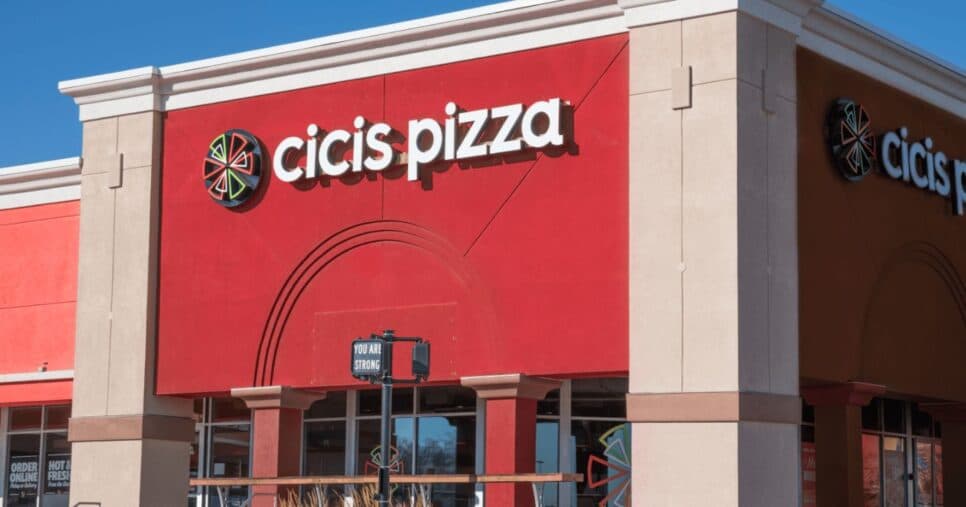 Cicis Pizza (Foto Reprodução/site oficial) Cicis Pizza (Foto Reprodução/site oficial)