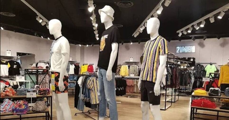Interior da loja Forever 21 Interior da loja Forever 21