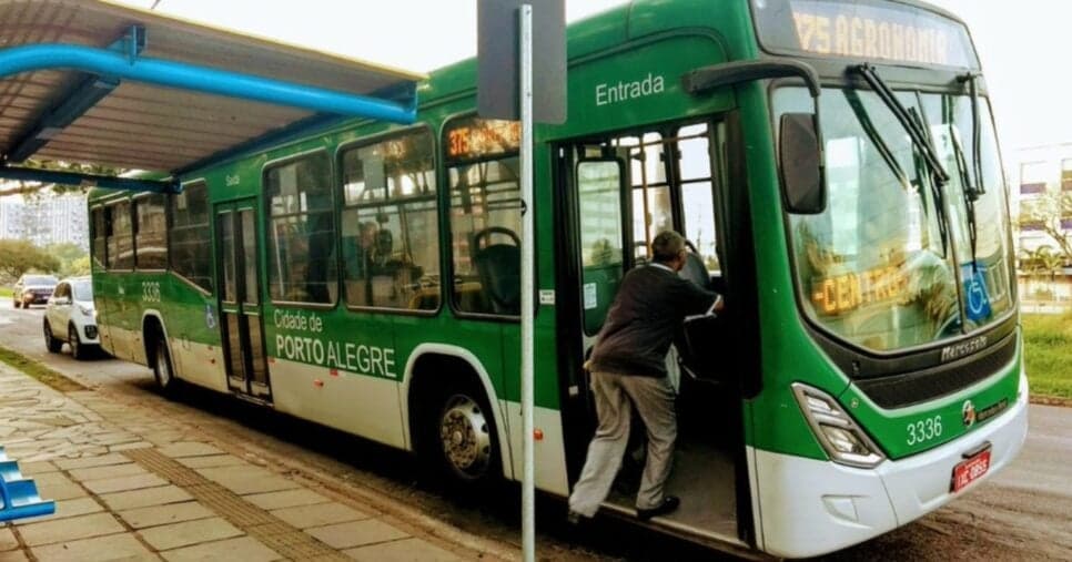 Ônibus de Porto Alegre Ônibus de Porto Alegre
