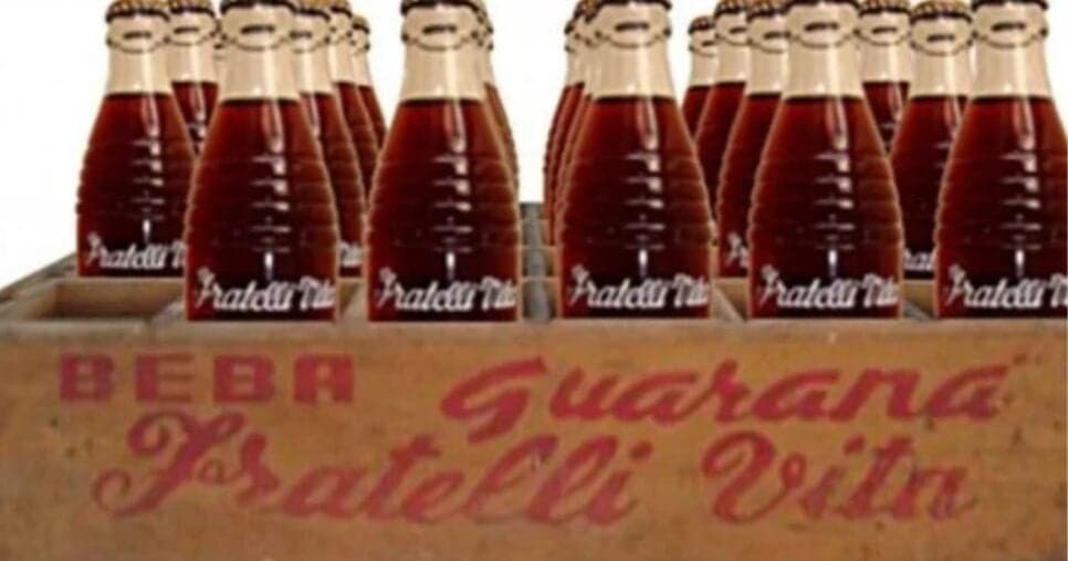 Refrigerante Fratelli era tão forte que concorria até com a Coca-Cola (Foto Reprodução/Pinterest) Refrigerante Fratelli era tão forte que concorria até com a Coca-Cola (Foto Reprodução/Pinterest)