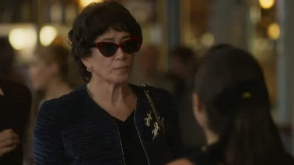 Maristela quer proteger e beneficiar a neta a todo custo com farsa (Foto: Reprodução/ TV Globo) Maristela quer proteger e beneficiar a neta a todo custo com farsa (Foto: Reprodução/ TV Globo)