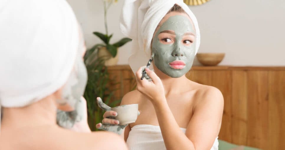 Elixir anti-idade: Máscara facial natural rejuvenesce 15 anos com apenas 6 ingredientes