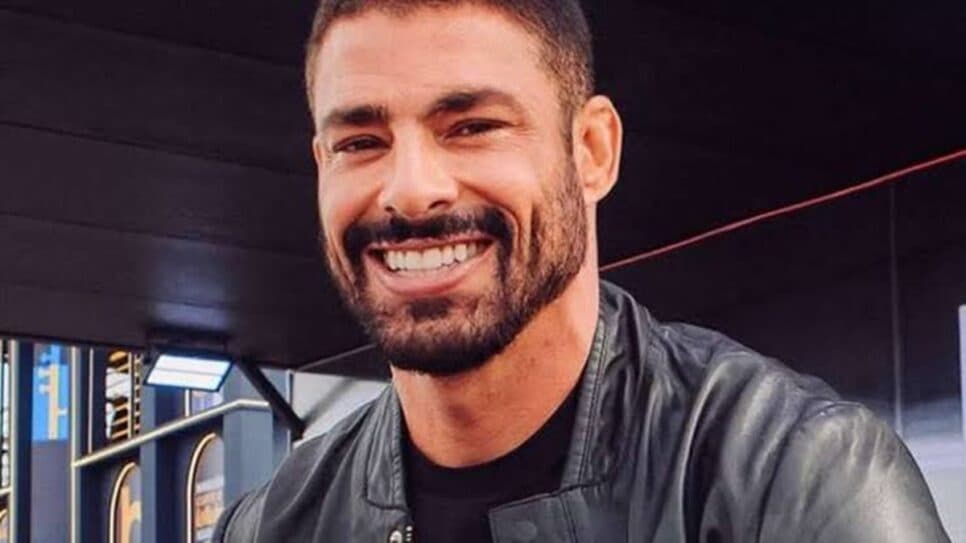 Galã recebe o dobro de protagonista após duas décadas de trabalho na emissora (Foto: Reprodução/ Divulgação, TV Globo) Galã recebe o dobro de protagonista após duas décadas de trabalho na emissora (Foto: Reprodução/ Divulgação, TV Globo)