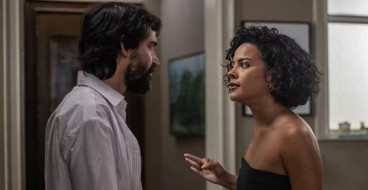 Barraco entre Maria de Fátima com o pai, Rubinho, ganha destaque na trama (Foto: Reprodução/ TV Globo) Barraco entre Maria de Fátima com o pai, Rubinho, ganha destaque na trama (Foto: Reprodução/ TV Globo)