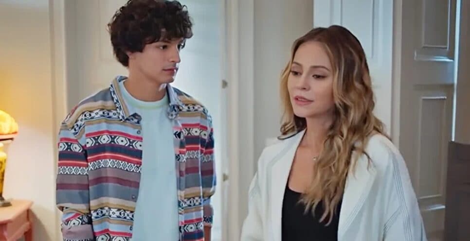 Tiago ouve sobre risco fatal que Heleninha causou e a perdoa (Foto: Reprodução/ TV Globo) Tiago ouve sobre risco fatal que Heleninha causou e a perdoa (Foto: Reprodução/ TV Globo)