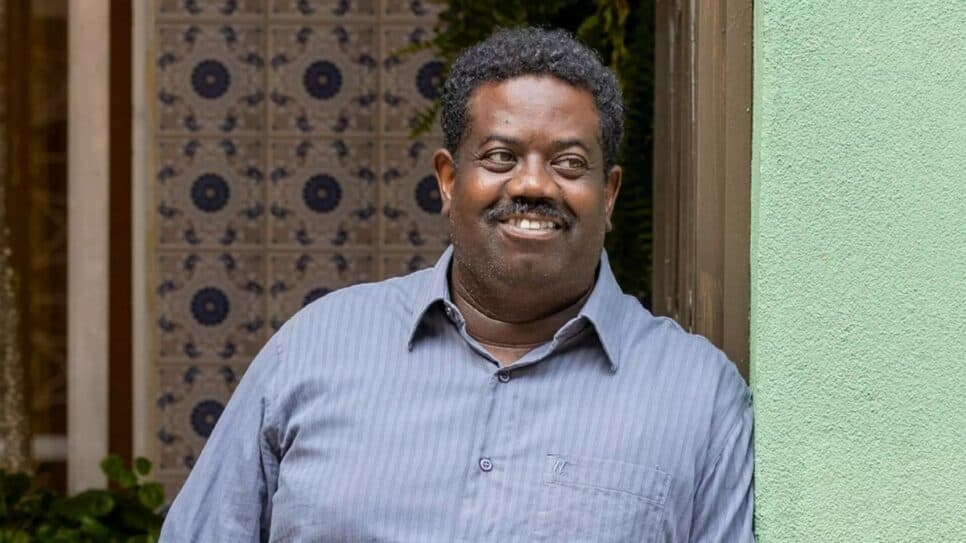 Jarbas se envolve em acidente com Renato (Foto: Reprodução/ TV Globo) Jarbas se envolve em acidente com Renato (Foto: Reprodução/ TV Globo)