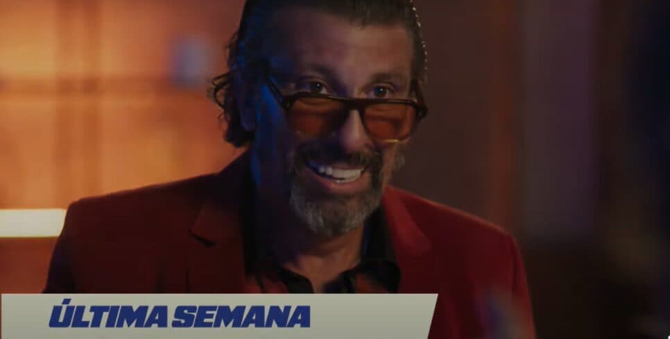 Última semana de Volta Por Cima: Osmar desmascarando Violeta (Foto: Reprodução/ TV Globo) Última semana de Volta Por Cima: Osmar desmascarando Violeta (Foto: Reprodução/ TV Globo)