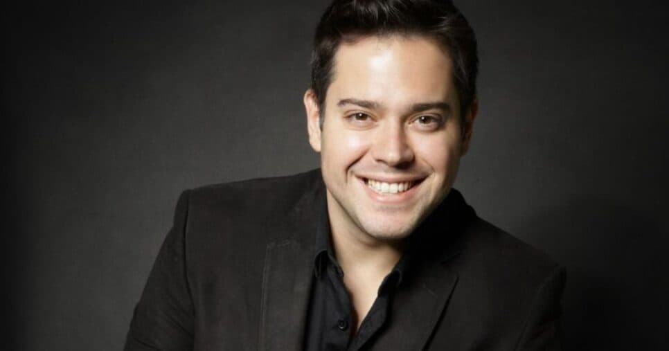 Dentista das celebridades, Dr. Paulo Antonioli conquista São Paulo com sorrisos que transformam vidas