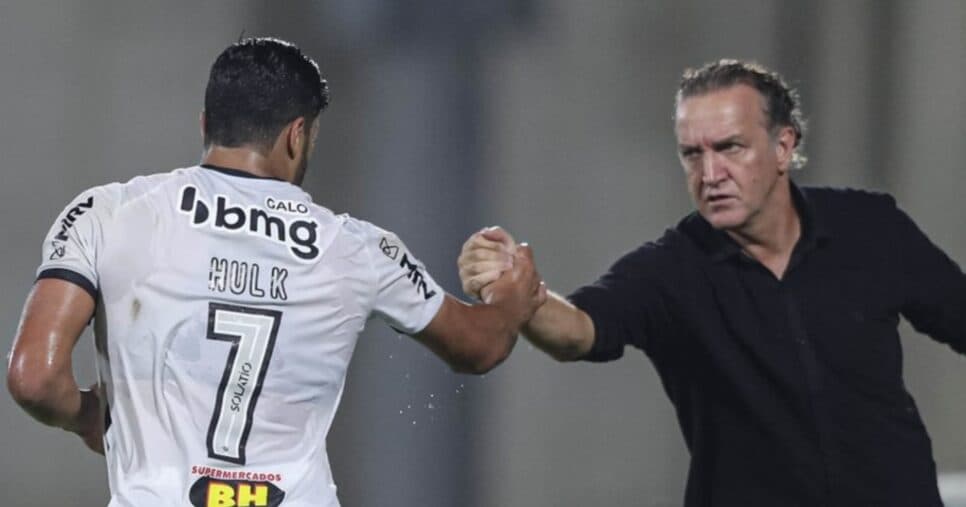 Rasteira em Cuca: Dupla de Hulk tem saída confirmada no Atlético-MG para reforçar o Corinthians