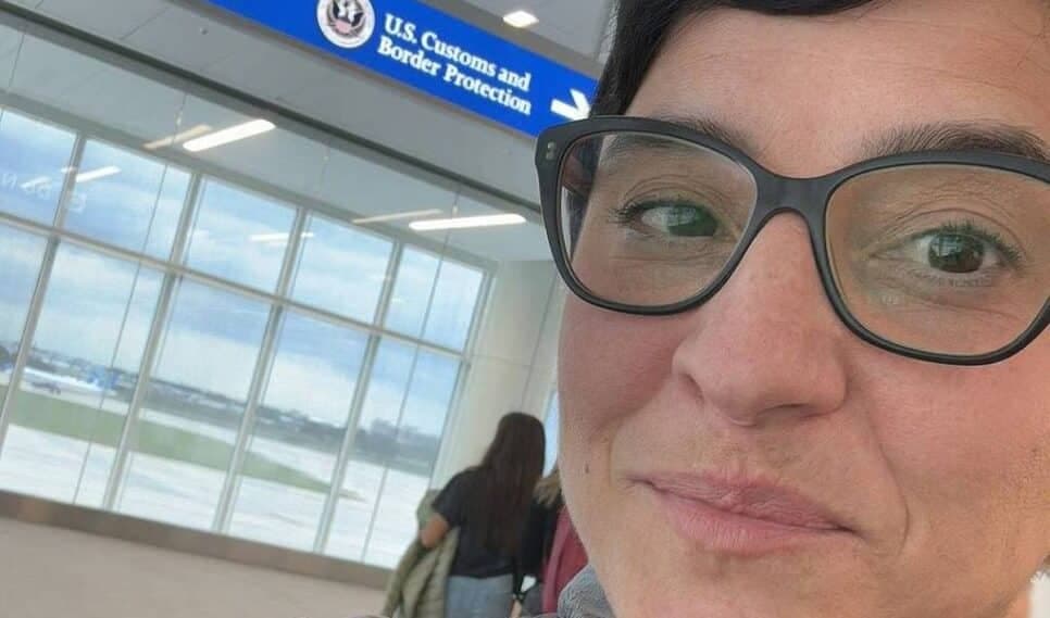 A ex-atriz Simone Gutierrez, morando nos Estados Unidos, precisou fazer faxina e até vaquinha pra se manter (Foto: Reprodução/ Instagram) A ex-atriz Simone Gutierrez, morando nos Estados Unidos, precisou fazer faxina e até vaquinha pra se manter (Foto: Reprodução/ Instagram)