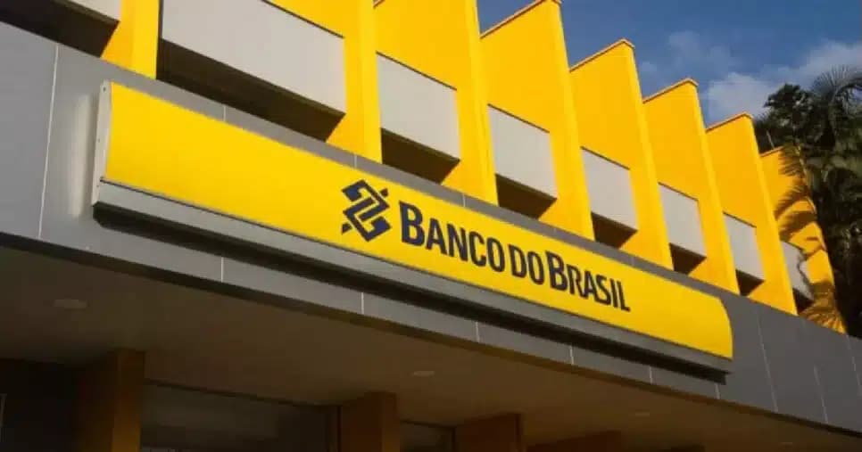 Banco do Brasil tem saque extra para salvar CLTs Banco do Brasil tem saque extra para salvar CLTs
