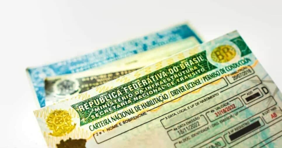 Confira as Leis de Trânsito para não tem documento suspensão ou cassado (Foto: Internet) Confira as Leis de Trânsito para não tem documento suspensão ou cassado (Foto: Internet)