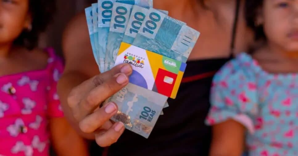 Veja qual o valor do Bolsa Família para quem tem 2 filhos em 2025