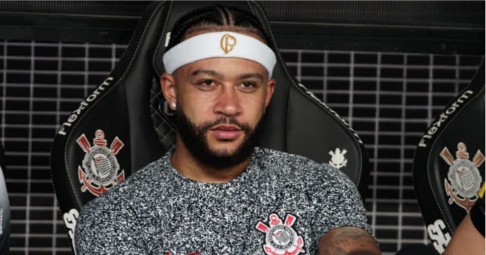 Adeus a Neo Química: Depay, do Corinthians, fecha contrato com gigante em 2025