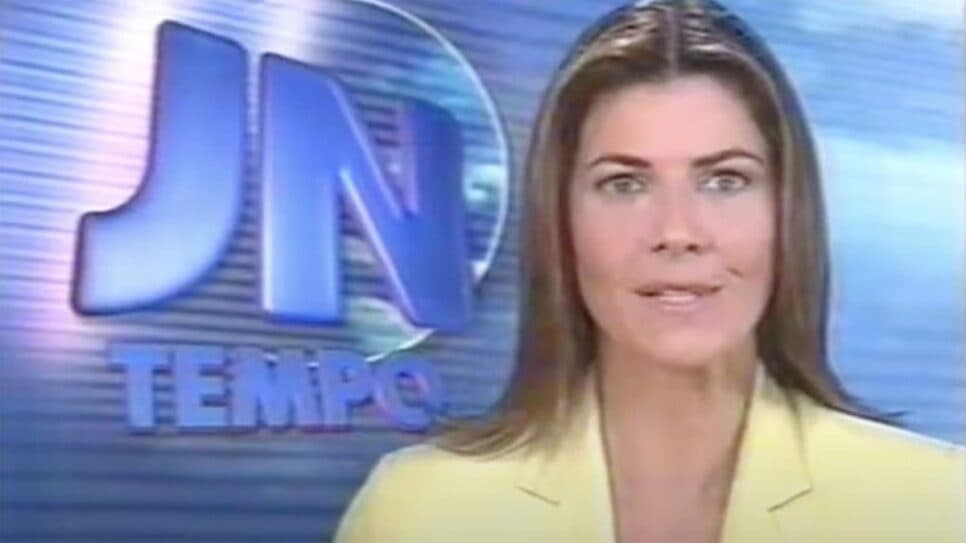 Fabiana Scaranzi comandou a previsão do tempo no JN (Foto: Reprodução/ Globo) Fabiana Scaranzi comandou a previsão do tempo no JN (Foto: Reprodução/ Globo)