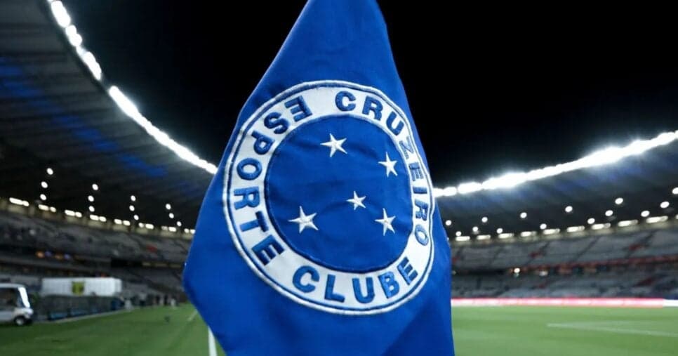 Amputação do órgão, relação doentia e agressão: Ex de craque do Cruzeiro denuncia podres de traição