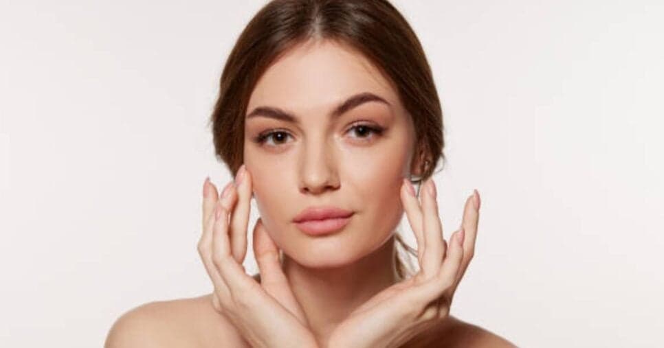 Único óleo natural recupera o cabelo, fortalece unhas e salva a pele por menos de R$ 10