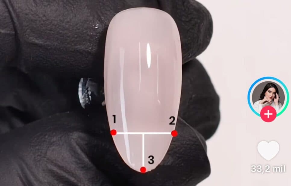 5 passos que deixam as unhas com cara de salão sem gastar - Foto TikTok 5 passos que deixam as unhas com cara de salão sem gastar - Foto TikTok
