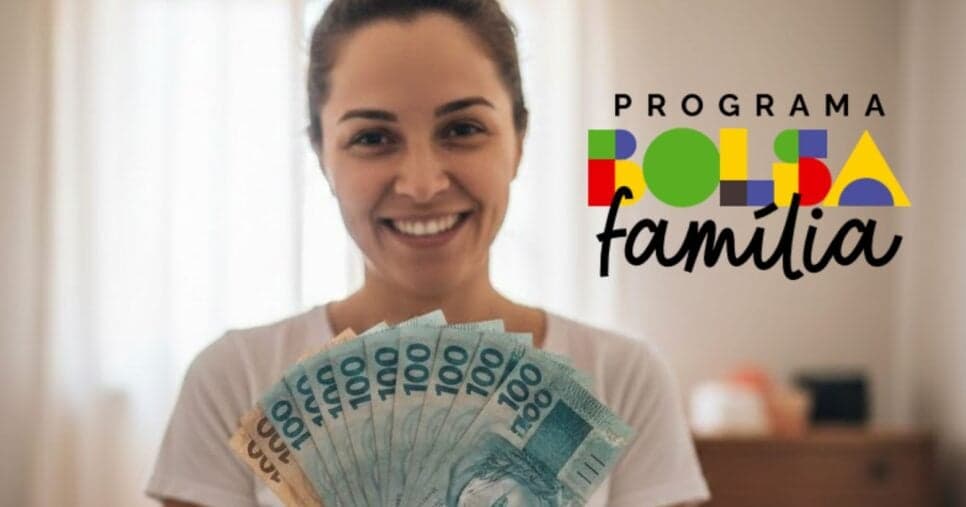 Mulher segurando notas de cem reais e logo do Bolsa Família (Foto: Montagem TV Foco / GMN / Governo Federal) Mulher segurando notas de cem reais e logo do Bolsa Família (Foto: Montagem TV Foco / GMN / Governo Federal)
