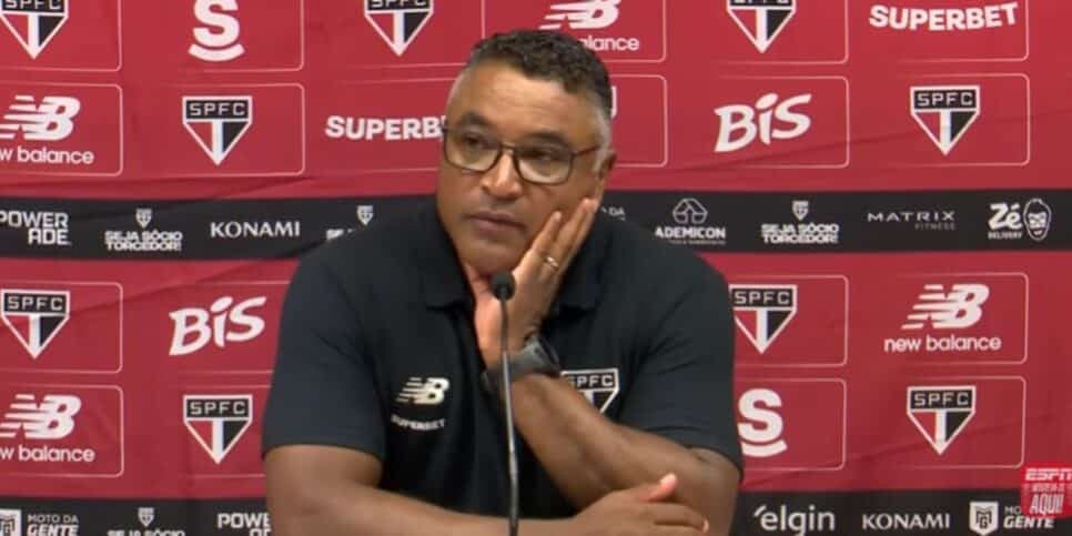 Roger Machado está balançando no São Paulo (Reprodução: ESPN / Youtube) Roger Machado está balançando no São Paulo (Reprodução: ESPN / Youtube)