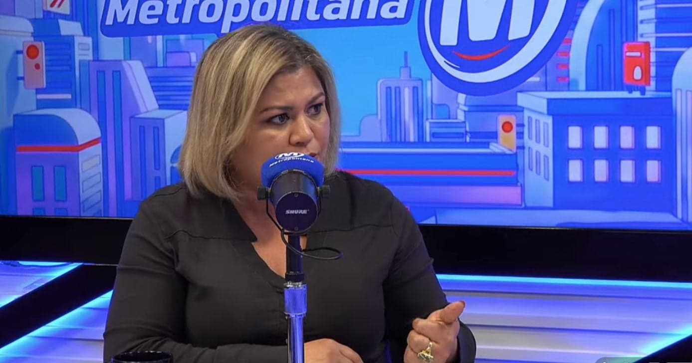 Lene Sensitiva no programa Chupim (Foto: Reprodução / YouTube) Lene Sensitiva no programa Chupim (Foto: Reprodução / YouTube)