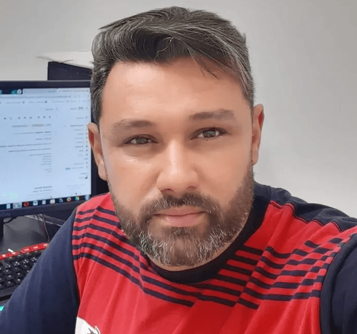 Morre pastor Jardel Moraes (Foto: Reprodução / Instagram)
Morre pastor Jardel Moraes (Foto: Reprodução / Instagram)